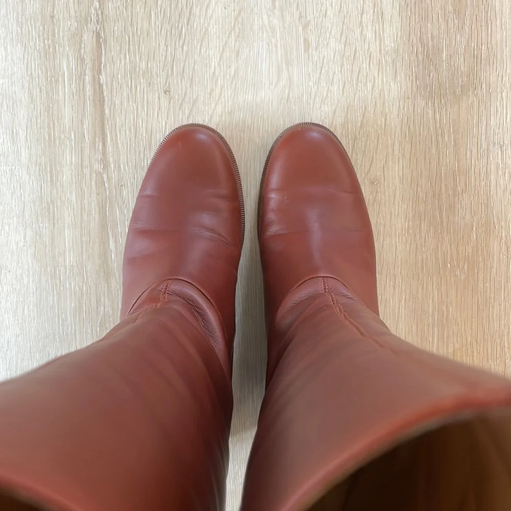 Louboutin Cate Chained Cognac Leather Riding Boots - 38.5 - Picture 4 of 9